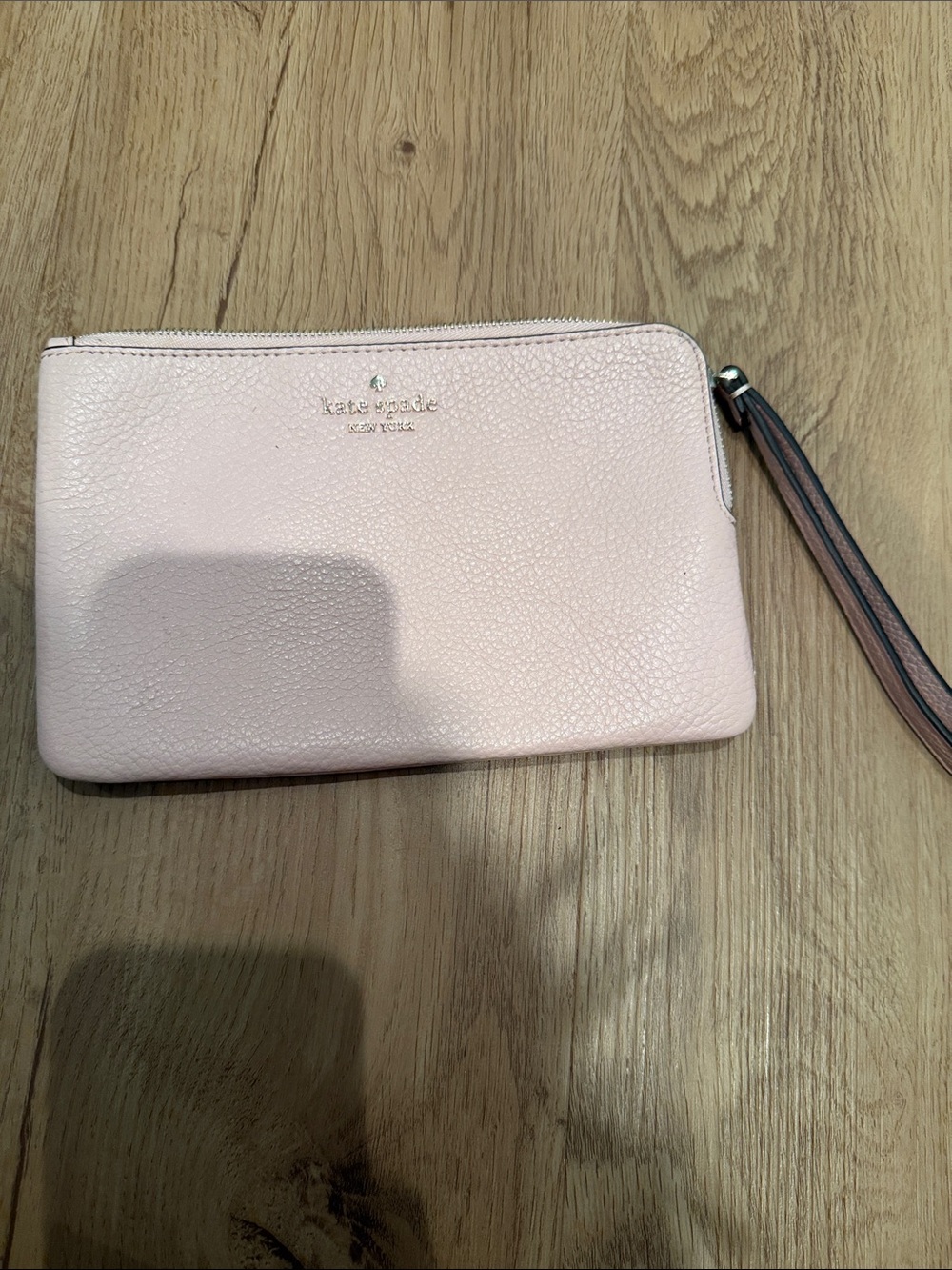 NWOT Kate Soade Pale Pink Pebbled Leather Wristlet with Strap